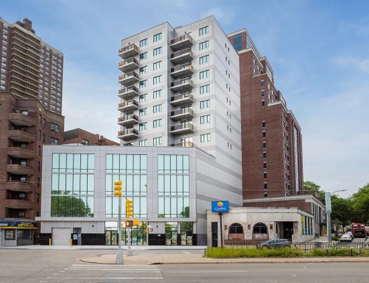 Exterior, Facade, Condo Building