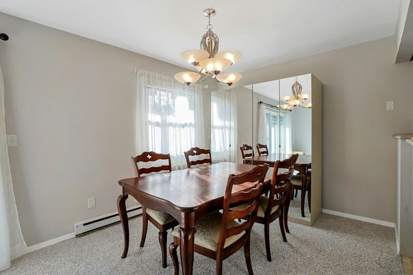 Chandelier, Dining room, Interior