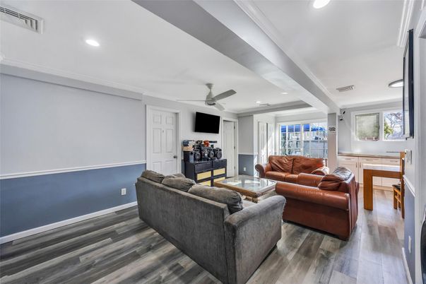 Interior, Living room, Recessed Lighting, Wood Texture Flooring