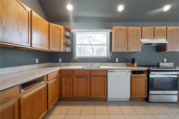 Interior, Kitchen, Recessed Lighting