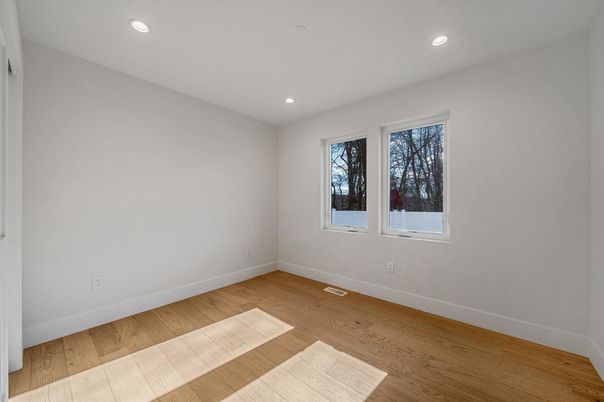 Empty room, Interior, Recessed Lighting, Wood Texture Flooring