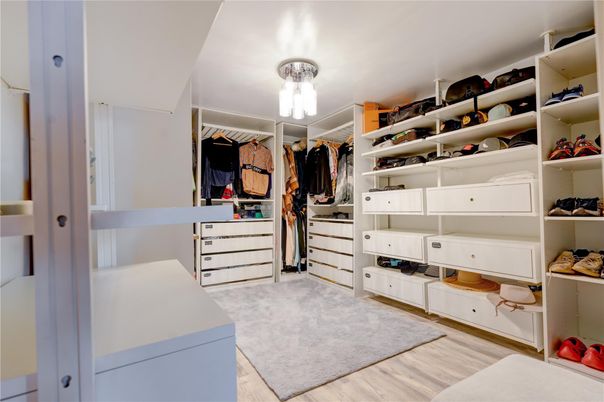 Interior, Walk-in Closets, Wood Texture Flooring