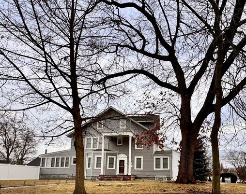 Exterior, Facade, Georgian
