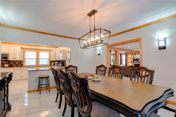 Dining room, Interior, Kitchen, Pendant Lights