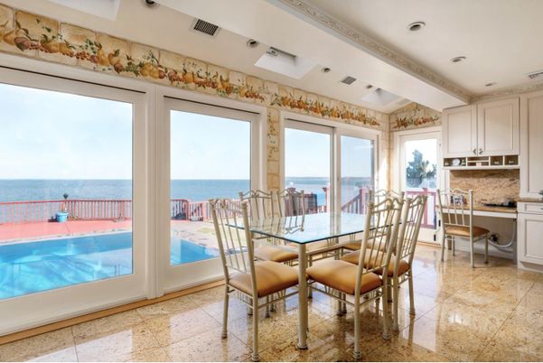 Dining room, Interior, Recessed Lighting, Water