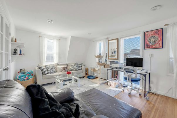 Home Office, Interior, Living room, Recessed Lighting, Wood Texture Flooring
