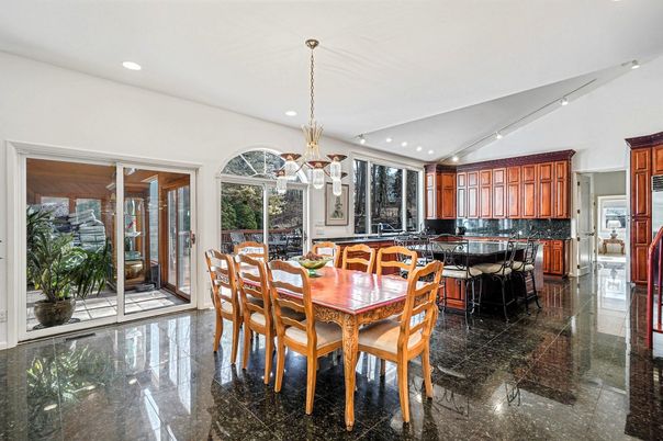 Dining room, Interior, Kitchen, Pendant Lights, Recessed Lighting