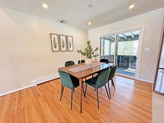 Dining room, Interior, Recessed Lighting, Wood Texture Flooring
