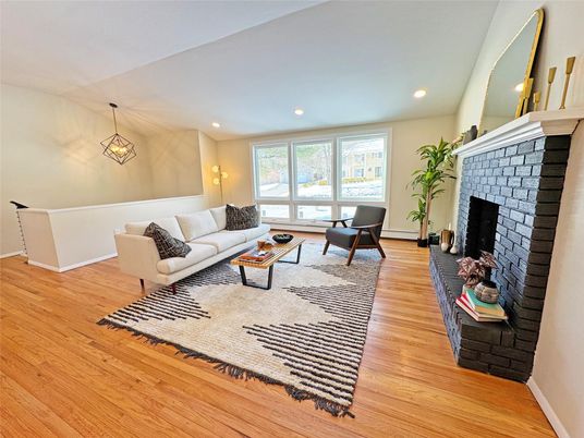 Fireplace, Interior, Living room, Pendant Lights, Recessed Lighting, Wood Texture Flooring