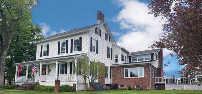 Exterior, Facade, Brick Facade, American Foursquare