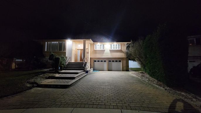Attached, Exterior, Facade, Modern