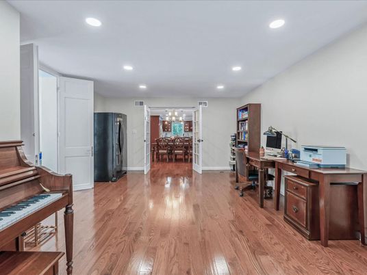 Chandelier, Home Office, Interior, Piano, Recessed Lighting, Wood Texture Flooring