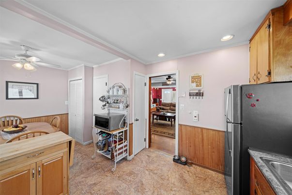 Dining room, Interior, Kitchen, Recessed Lighting