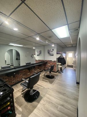 Interior, Recessed Lighting, Stone Walls, Wood Texture Flooring