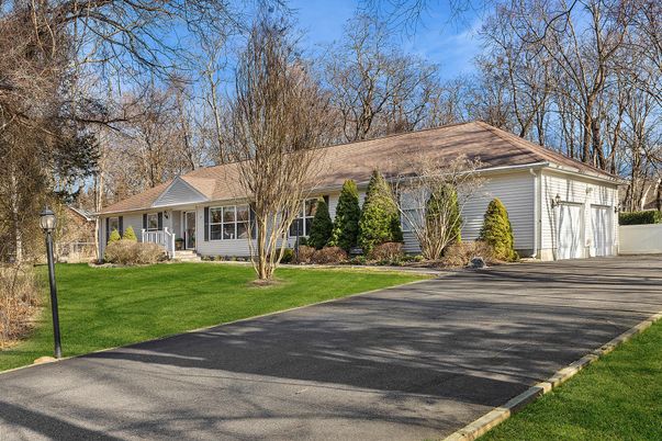 Backyard, Exterior, Facade, Ranch