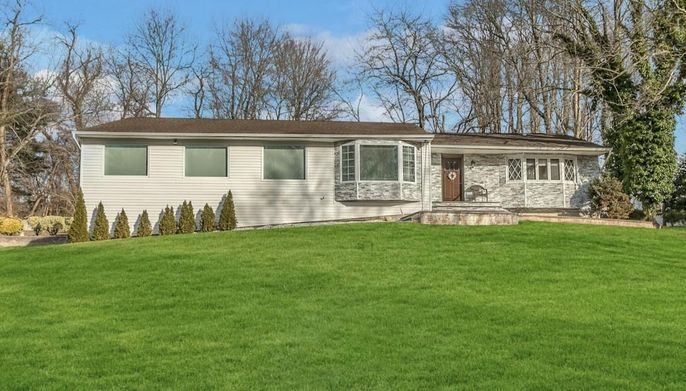 Backyard, Exterior, Facade, Ranch