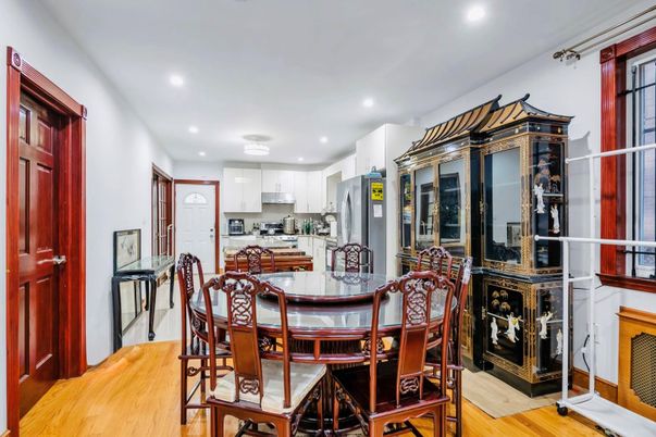 Dining room, Interior, Kitchen, Recessed Lighting, Wood Texture Flooring