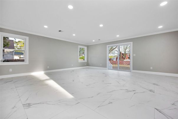 Empty room, Interior, Marble, Recessed Lighting