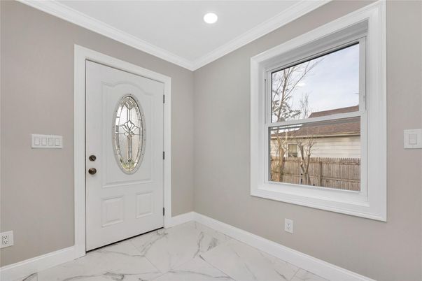 Interior, Marble, Recessed Lighting