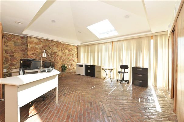 Home Office, Interior, Recessed Lighting, Stone Walls