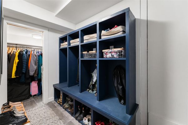 Interior, Walk-in Closets
