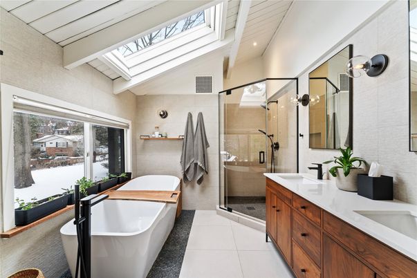 Bathroom, Dual Sink Vanities, Free Standing Baths, Glass Shower, Interior, Recessed Lighting