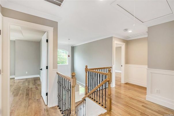 Interior, Pendant Lights, Recessed Lighting, Wood Texture Flooring