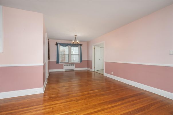Chandelier, Empty room, Interior, Wood Texture Flooring