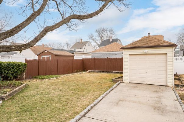 Backyard, Detached Garage, Exterior