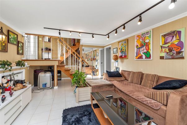 Fireplace, Interior, Living room