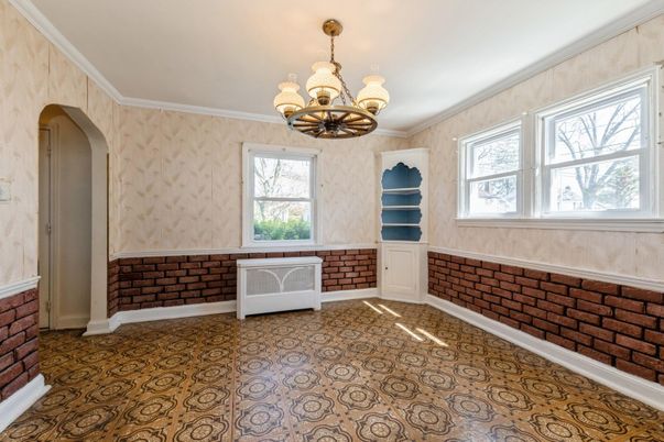 Chandelier, Empty room, Interior