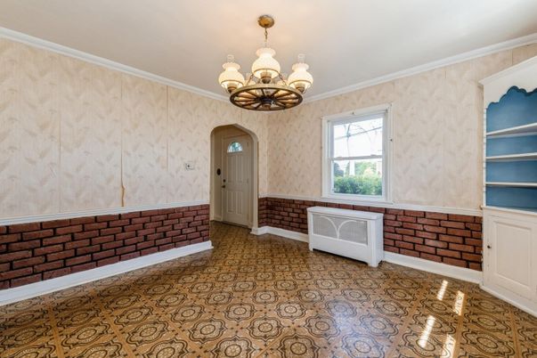 Chandelier, Empty room, Interior