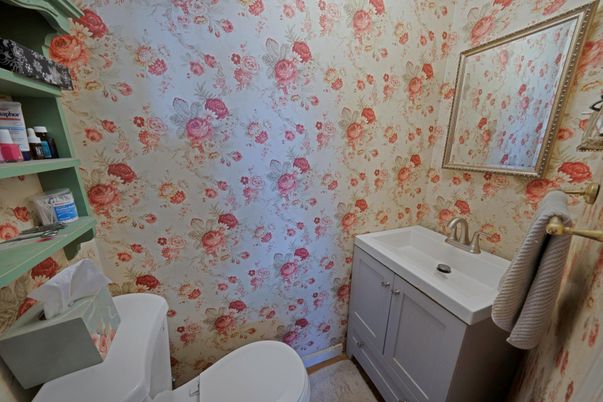 Bathroom, Interior
