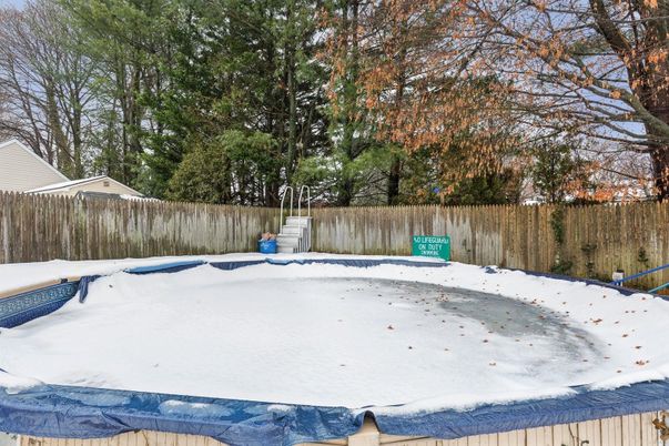 Exterior, Hot Tub