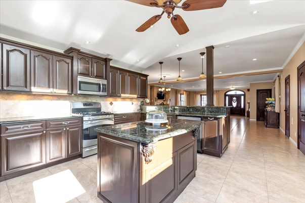 Interior, Kitchen, Pendant Lights, Recessed Lighting, Stainless Steel Appliances