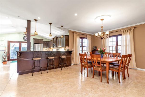 Chandelier, Dining room, Interior, Kitchen, Pendant Lights, Recessed Lighting, Stainless Steel Appliances