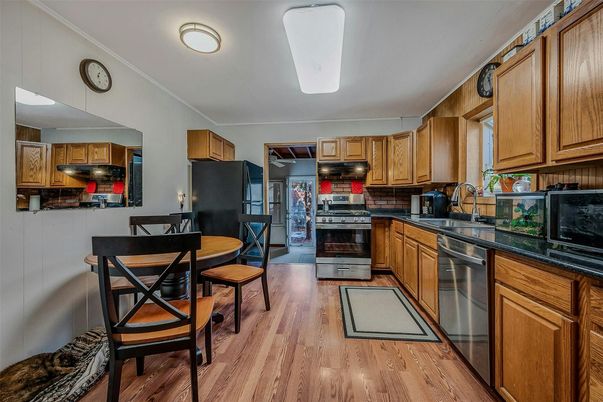 Dining room, Interior, Kitchen, Stainless Steel Appliances, Wood Texture Flooring