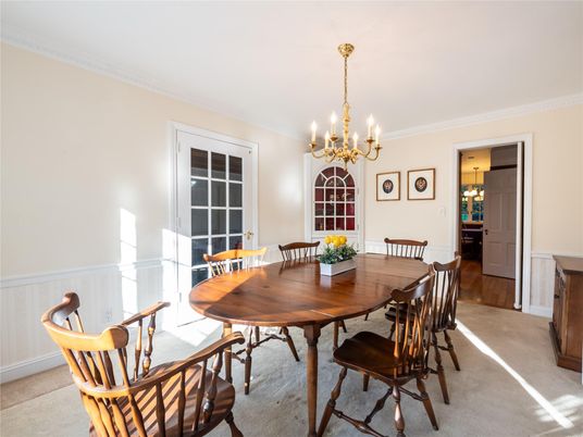 Chandelier, Dining room, Interior