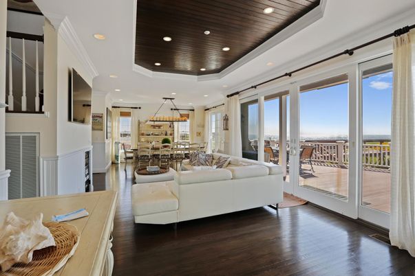 Dining room, Interior, Kitchen, Living room, Pendant Lights, Recessed Lighting, Wooden Ceilings, Wood Texture Flooring