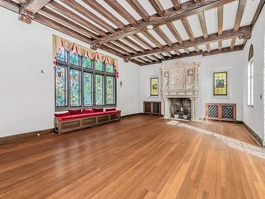 Empty room, Fireplace, Interior, Wooden Beams, Wood Texture Flooring
