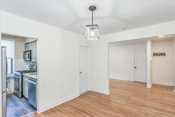 Interior, Kitchen, Pendant Lights, Wood Texture Flooring