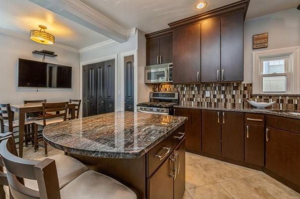 Dining room, Interior, Kitchen, Recessed Lighting, Stainless Steel Appliances