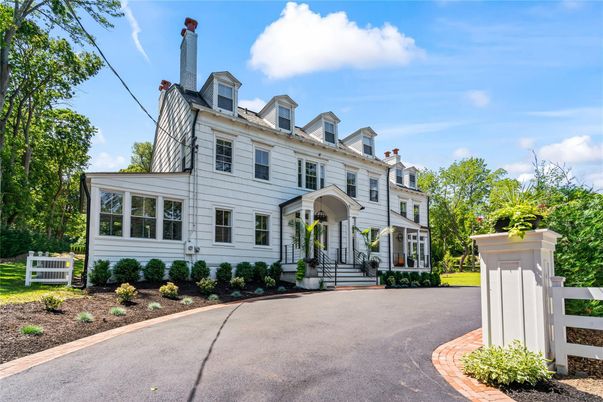 Backyard, Exterior, Facade, Georgian
