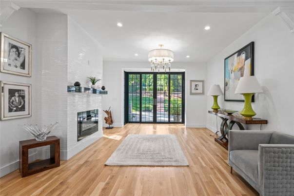 Chandelier, Fireplace, Interior, Recessed Lighting, Wood Texture Flooring