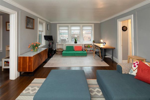 Fitness Equipment, Interior, Living room, Wood Texture Flooring