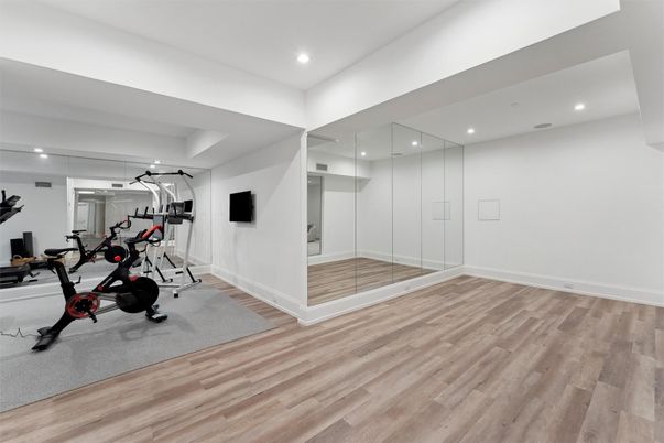 Fitness Equipment, Interior, Recessed Lighting, Wood Texture Flooring