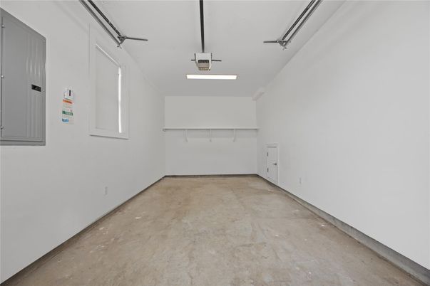 Garage, Interior