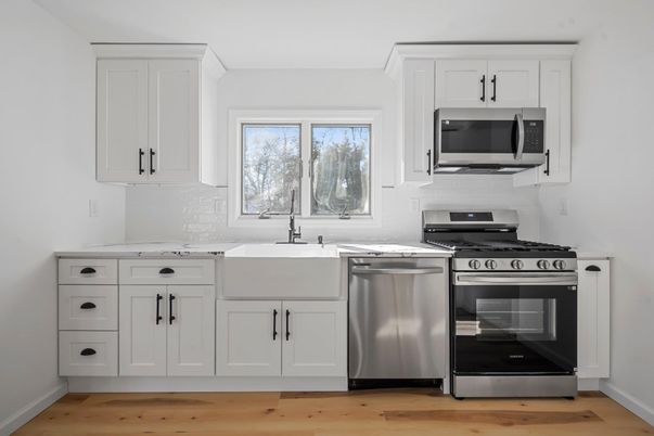 Interior, Kitchen, Stainless Steel Appliances, Wood Texture Flooring