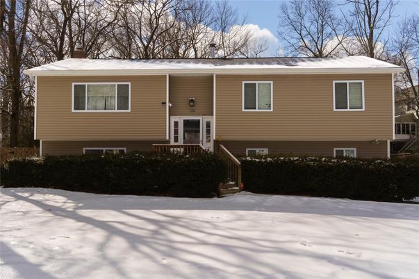 Exterior, Facade, Raised Ranch