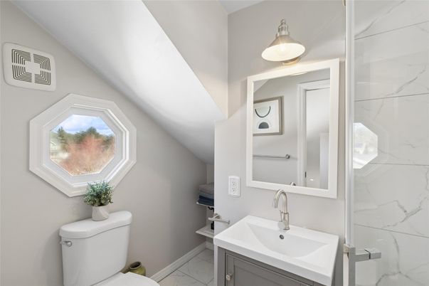 Bathroom, Interior, Marble, Marble Walls